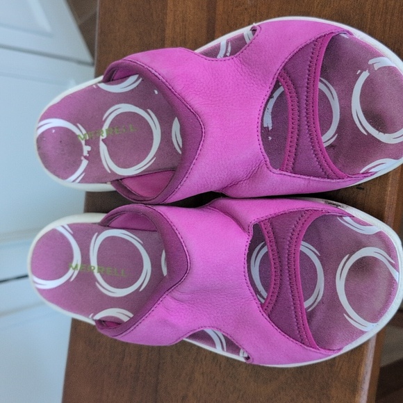 Merrell Women's Pink Sandals Size 8 - Picture 3 of 8